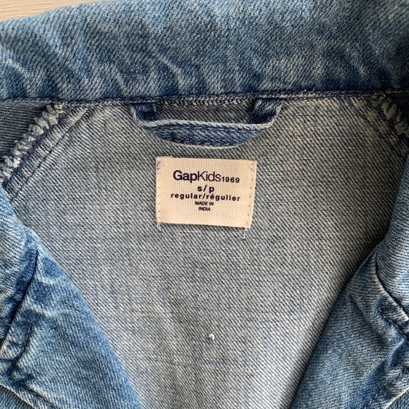 Gap girls denim jacket (size small) - Picture 5 of 5